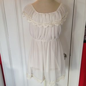 White Chiffon and Lace Ruffle Collar Dress